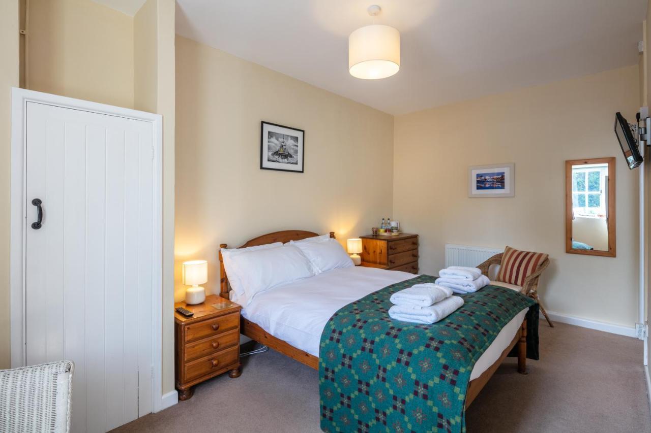 Bed & Breakfast East Trewent Farm Pembroke